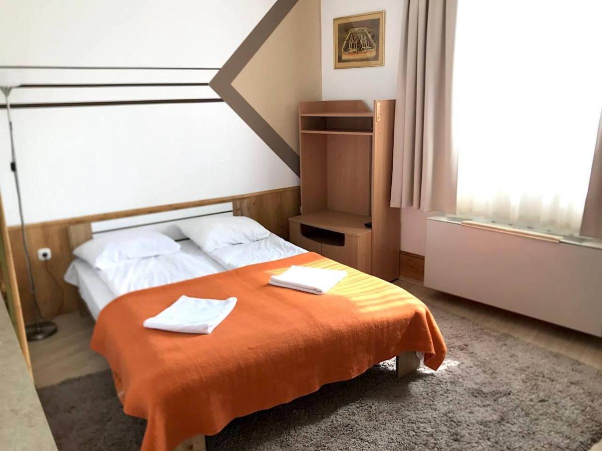 Apartamento ART Éden Hajdúszoboszló Exterior foto